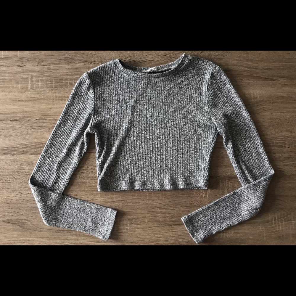 Grey crop top